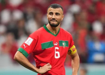 زوجة رومان سايس تفاجئه برسالة