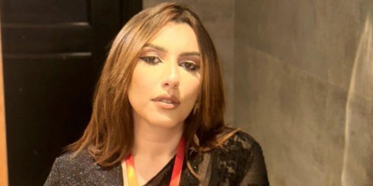 الفنانة الصديقي طريحة الفراش وتقدم نصيحة قيمة لمتابعيها