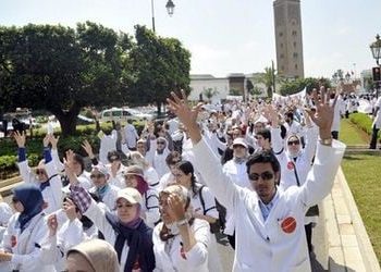 هذه تفاصيل العرض الحكومي لموظفي قطاع الصحة