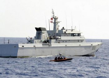 طانطان: البحرية الملكية تقدم المساعدة لـ 47 مواطنا من إفريقيا جنوب الصحراء و6 مغاربة مرشحين للهجرة غير النظامية
