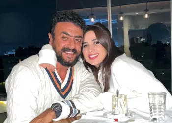 ياسمين عبد العزيز تكشف حقيقة طلاقها