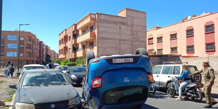 انقلاب سيارة يتسبب في إصابة سيدة بمراكش