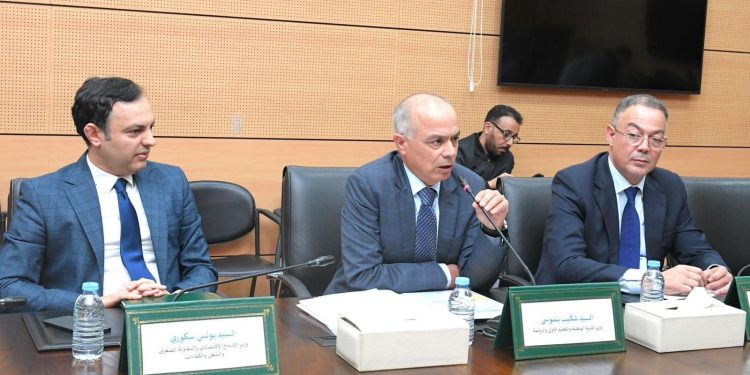 بنموسى وزير التربية الوطنية والتعليم الأولي يعقد لقاء مع النقابات التعليمية