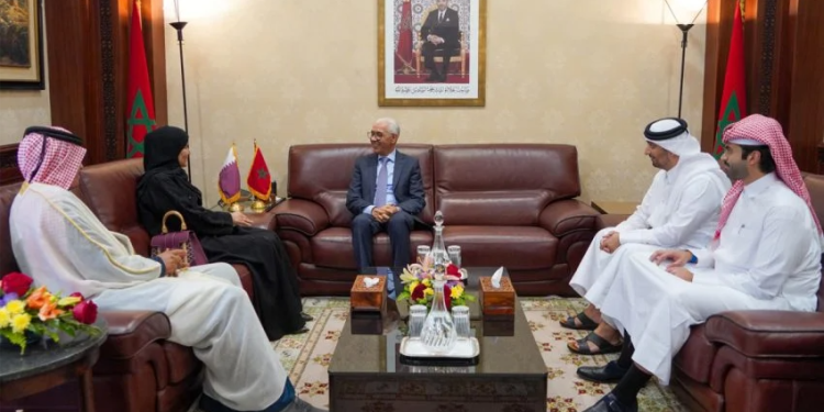 الطالبي العلمي يتباحث مع وفد عن مجلس الشورى القطري