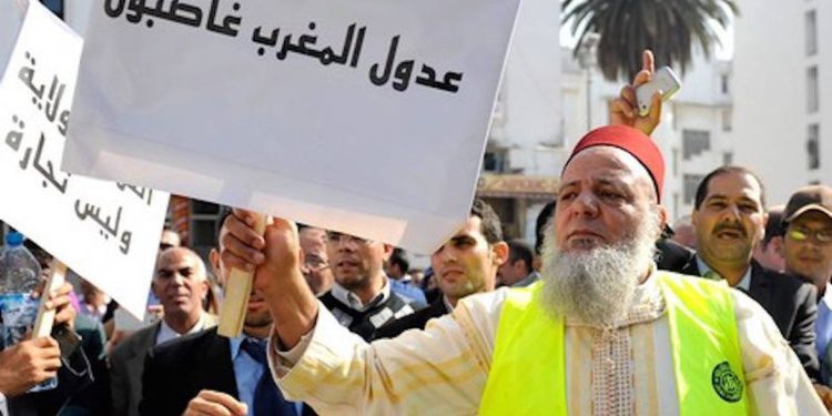 العدول يقررون تصعيد الإضرابات ضد وهبي وزير العدل