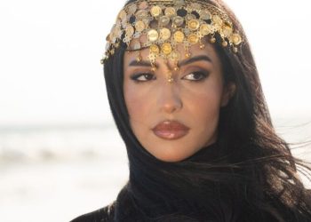 إينيز تطلق أغنيتها “هوبي أنا” بمناسبة عيد الحب