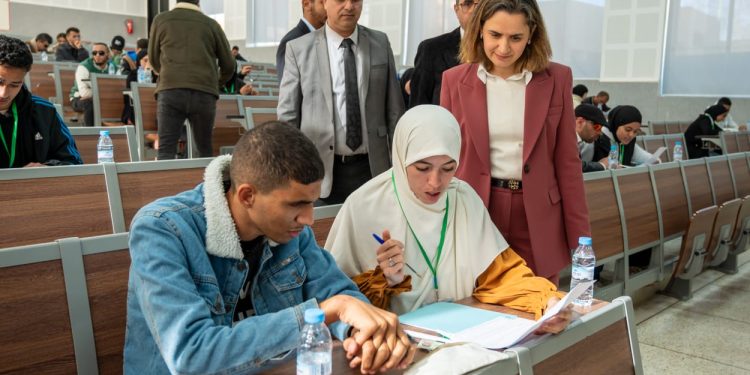 غيثة مزور تقوم بزيارة تفقدية لمركز إجراء المباريات الموحدة الخاصة بالأشخاص في وضعية إعاقة