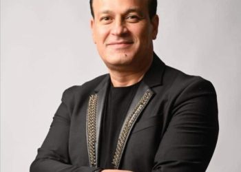 الفنان المغربي عمر شريف في ذمة الله