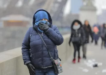 طقس الثلاثاء أجواء باردة ورياح قوية وضباب بهذه المناطق