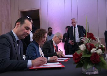 اتفاقيتي شراكة تجمع البريد بنك ووزارة السياحة ودار الصانع لدعم قدرات الحرفيين