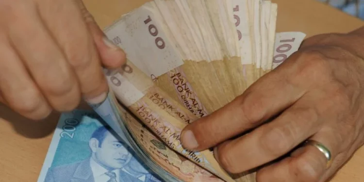 تطوان..موظف وكالة بنكية يستولي على أموال حساب أحد المواطنين