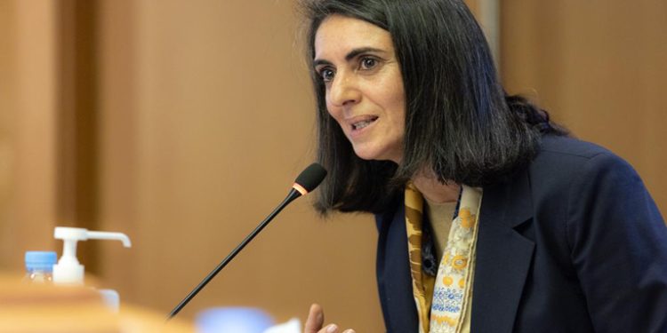 فتاح تدعو إلى شراكة بناءة ترتكز على التنمية الاقتصادية والاجتماعية