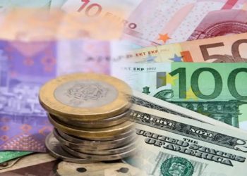 أسعار صرف أهم العملات الأجنبية اليوم الإثنين