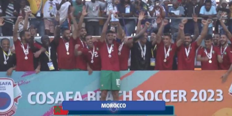 المنتخب المغربي لكرة القدم الشاطئية يتوج بطلا لدوري دولي بجنوب إفريقيا
