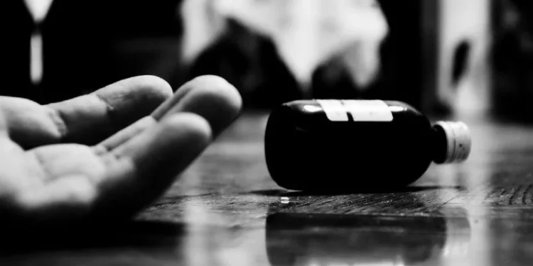عشرينية تضع حدا لحياتها وسط ظروف غامضة