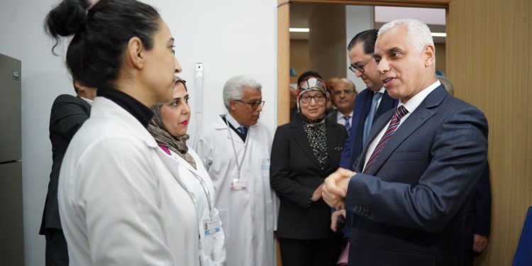 أيت الطالب يعطي إنطلاقة خدمات 27 مركزا صحيا بجهة طنجة تطوان الحسيمة