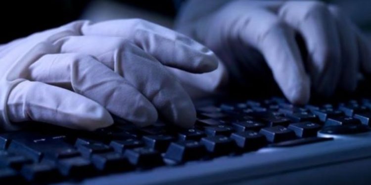 توقيف خمسة أشخاص يشتبه في إرتباطهم بشبكة إجرامية تنشط في الجريمة المعلوماتية بفاس