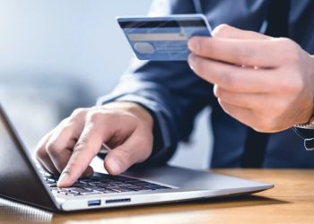 مجلس المنافسة يعلن عن إلغاء استخلاص رسوم أداء الفواتير عبر الانترنت