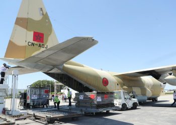 المغرب يشارك في عملية إسقاط المساعدات الإنسانية جوا على قطاع غزة