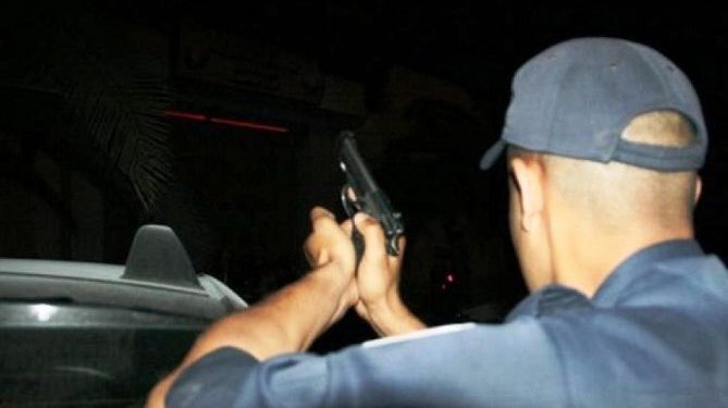 أمن المهدية يطلق الرصاص على شخص “هائج” هاجم عناصر الشرطة