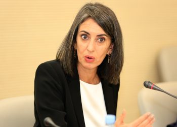 نادية فتاح تتوقع تراجعا في النمو الاقتصادي