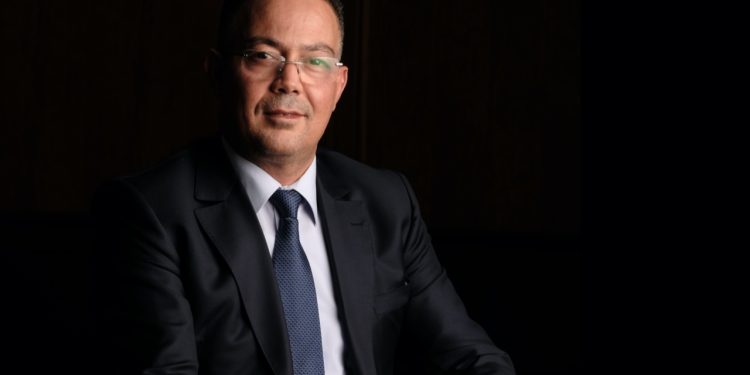 فوزي لقجع يمنح الضوء الأخضر لمديرية التحكيم