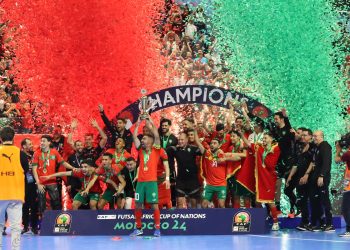 أسود الفوتسال يرتقون المراتب العليا بعد الظفر باللقب القاري