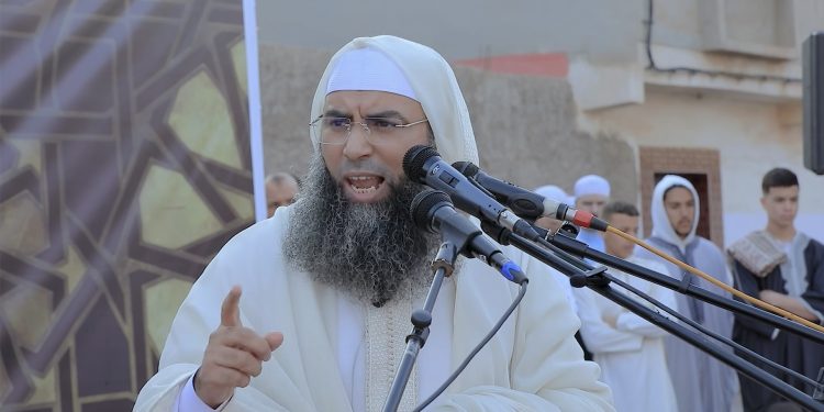التوفيق وزير الأوقاف مدعو للإجابة على تساؤول يهم استغلال خطباء لمنابر المساجد للتهديد والتحريض وتكريس خطاب التطرف ضد المغاربة