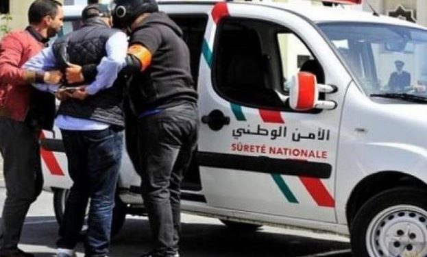 إحالة ثلاثة مسؤولين أمنيين على النيابة العامة بتهم تتعلق بإفشاء السر المهني والإرشاء والارتشاء
