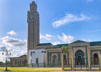 رسميا.. إفتتاح مسجد محمد السادس بأبيدجان يوم الجمعة