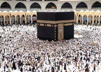 السعودية تدعو الراغبين في أداء الحج إلى الحرص على استكمال جرعات التطعيمات