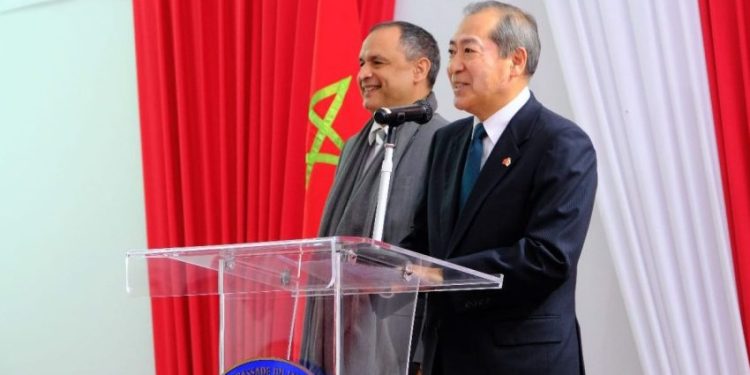 سفير اليابان بالمغرب يؤكد عزم بلاده مواصلة العمل من أجل تعاون أوثق مع الرباط