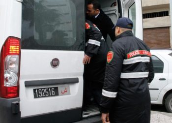 توقيف ضابط شرطة بتهمة تلقي الرشوة