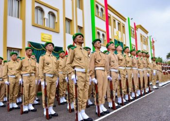 اللواء الأول للمشاة المظليين يحتفل بالذكرى ال68 لتأسيس القوات المسلحة الملكية