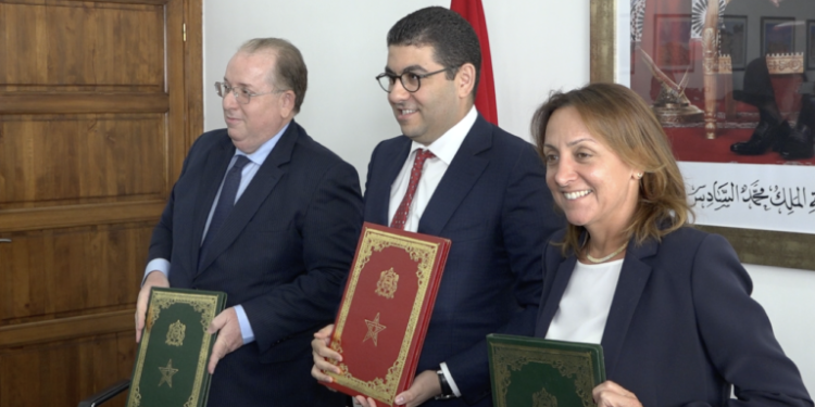 وزارة الثقافة توقع اتفاقية مع بريد بنك وVISA لتطوير “جواز الشباب” 