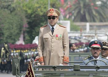 جلالة الملك يشيد بأفراد القوات المسلحة الملكية