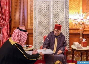 الملك يستقبل الأمير تركي بن محمد بن فهد بن عبد العزيز آل سعود مبعوث ملك السعودية