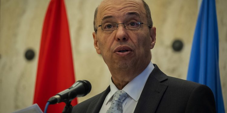 عمر زنيبر يدعو الدول إلى إدارة للحدود تحترم حقوق المهاجرين في وضعية عبور