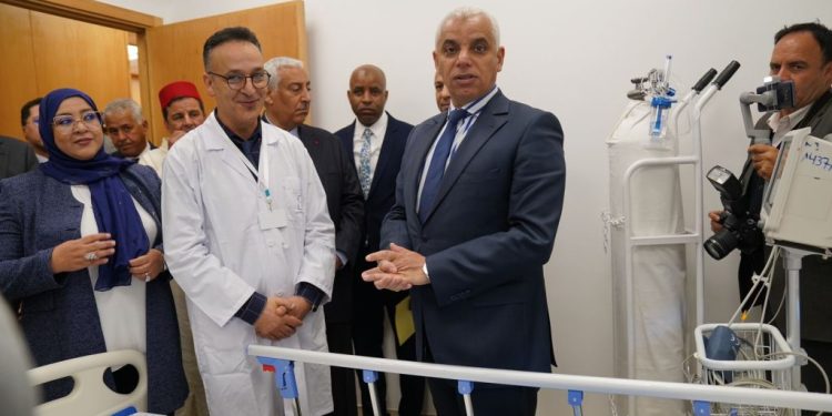 آيت الطالب يعطي انطلاقة خدمات 14 مركزا للرعاية الصحية الأولية بجهة فاس مكناس