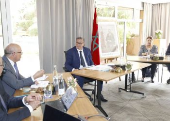 أخنوش يجتمع بعمداء الكليات