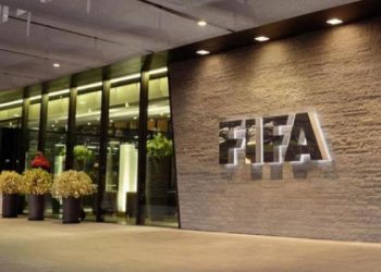 الفيفا تقر تعديلا يمنع انتقال أي لاعب من أي بلد ليس عضوا في الأمم المتحدة