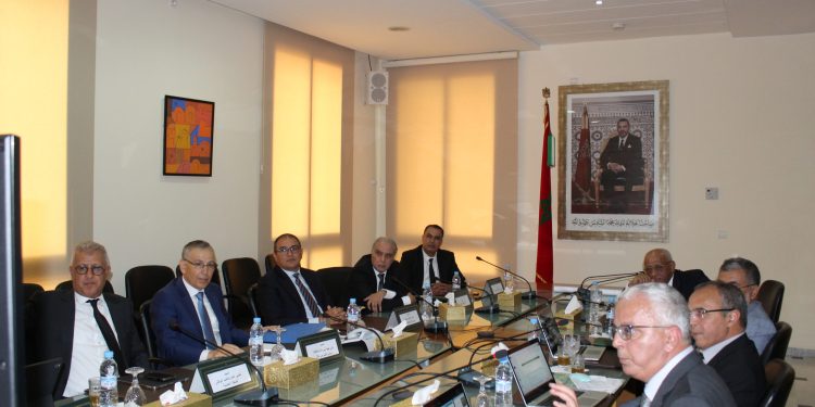 اجتماع حول مسارات خط السكة الحديدية الدارالبيضاء بني ملال