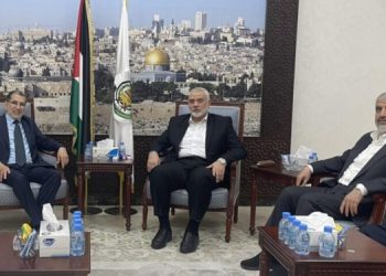 رئيس الحكومة السابق العثماني يلتقي برئيس المكتب السياسي لحركة حماس إسماعيل هنية