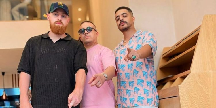 إيهاب أمير وفوضيل يستعدان لطرح ديو غنائي