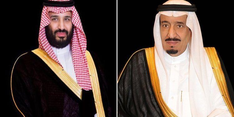 ملك السعودية وولي العهد يعزيان الملك محمد السادس في وفاة والدته
