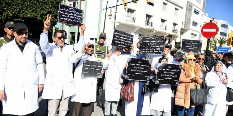 برلمانية تسائل أخنوش حول الاحتقان بقطاع الصحة وتجاهله لمطالبهم