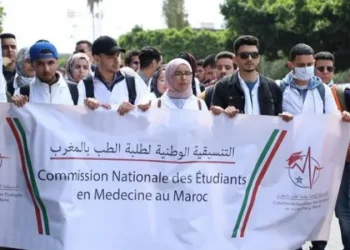 طلبة الطب يوافقون على العرض الحكومي بشروطهم