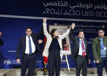 زلزال داخل ”التراكتور”
