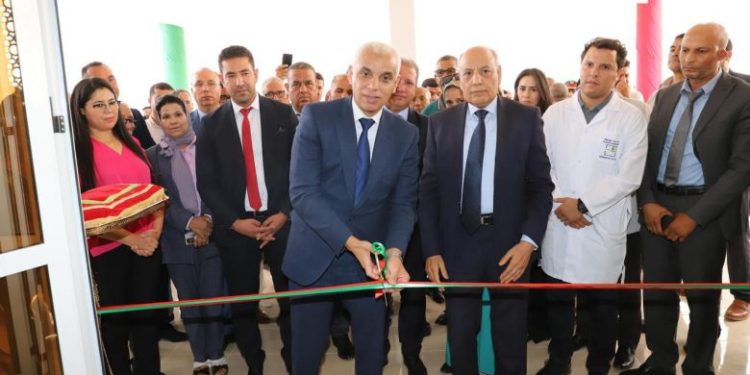 آيت الطالب يعطي انطلاقة خدمات 3 مستشفيات للقرب ومركز لتصفية الدم بتاوريرت