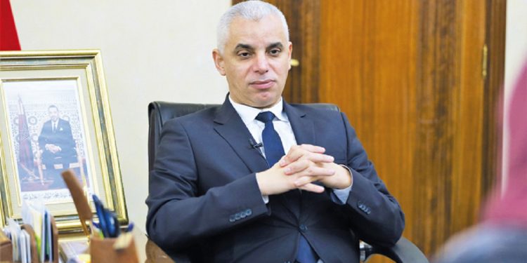 أيت الطالب يكشف  أرقاما “صادمة” بخصوص الأشخاص الذين أصيبوا بأعراض جانبية بسبب “لقاح كورونا”
